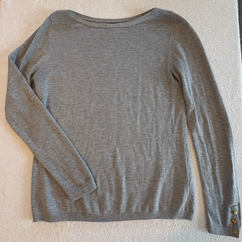 Premise Gray Cashmere Blend Crew Neck Sweater Gold Button Cuffs M